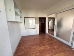 Atatürk Caddesinde Kiralık 1+1 Daire