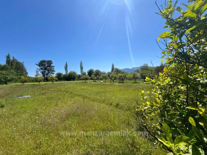 2050 M2 Satılık Tarla - Ev Yapılabiliyor