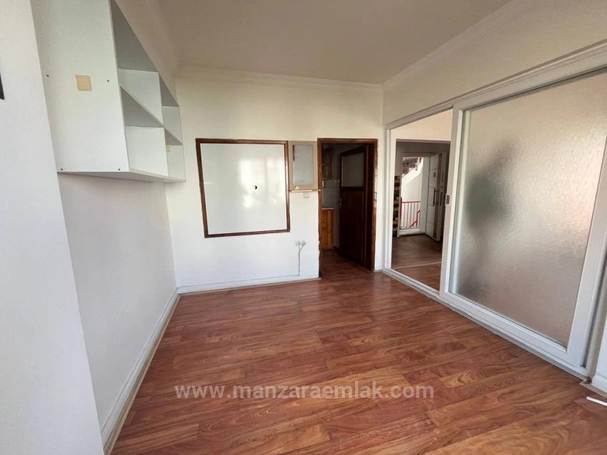Atatürk Caddesinde Kiralık 1+1 Daire