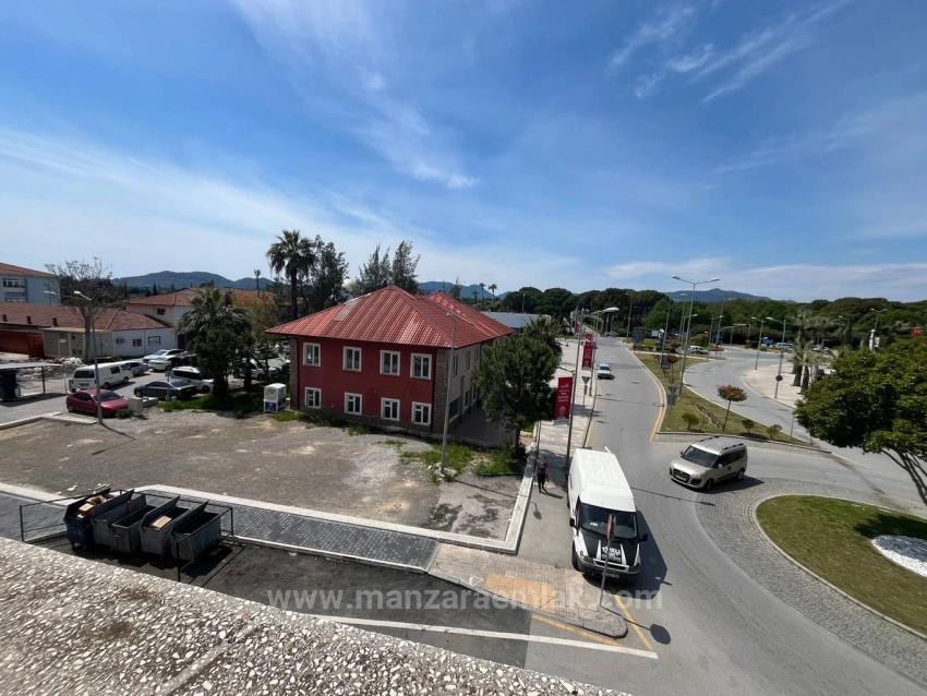 Atatürk Caddesinde Kiralık 1+1 Daire