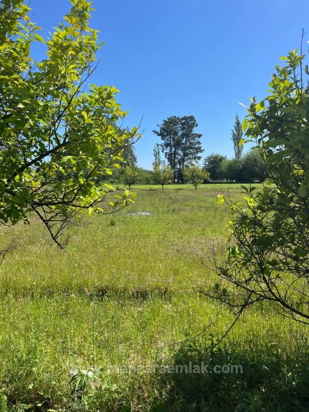 2050 M2 Satılık Tarla - Ev Yapılabiliyor