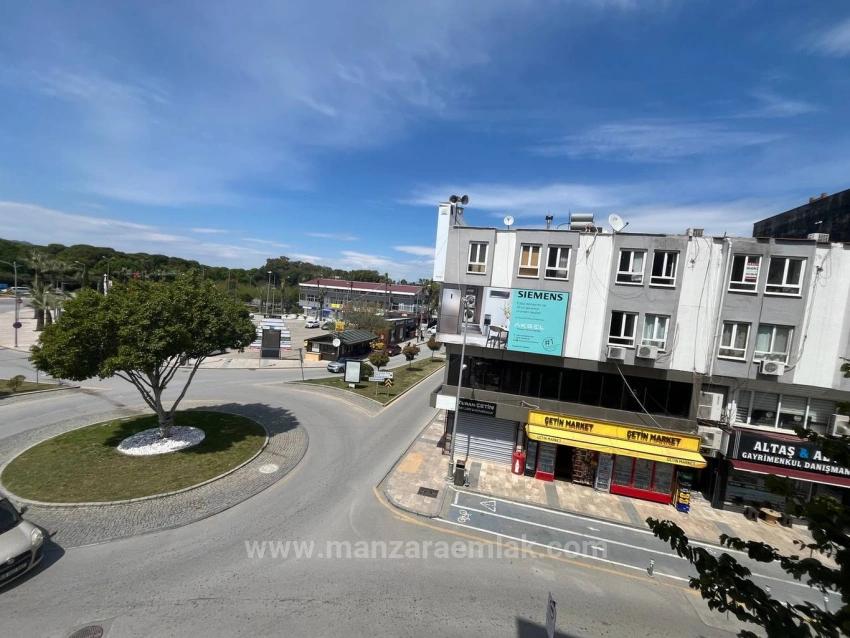 Atatürk Caddesinde Kiralık 1+1 Daire