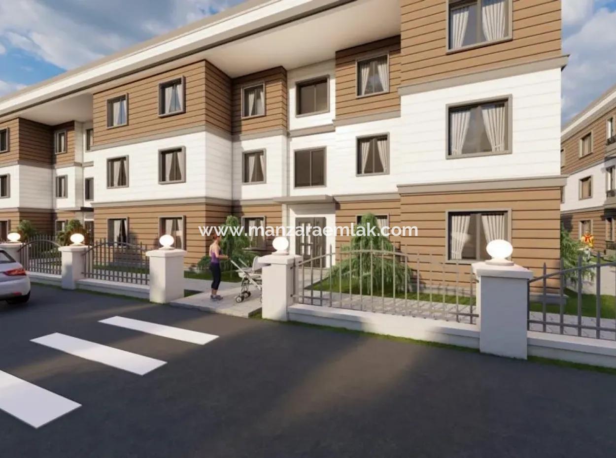 Satılık Havuzlu Site İçinde 2+1 Daire