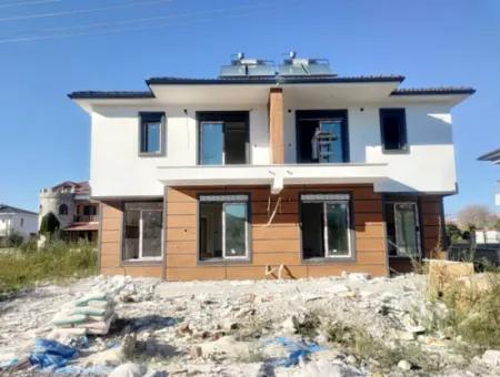 Dalaman Karaçalıda Satılık Havuzlu  Villa